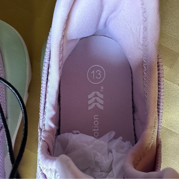All in Motion Kids' Purple and Mint Shoes Size 13 NEW - Picture 4 of 10